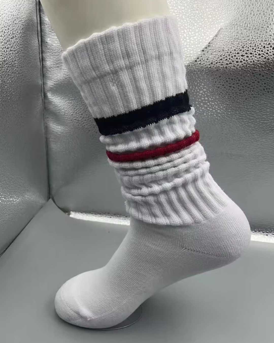 Black & Red Essential Scrunch Socks